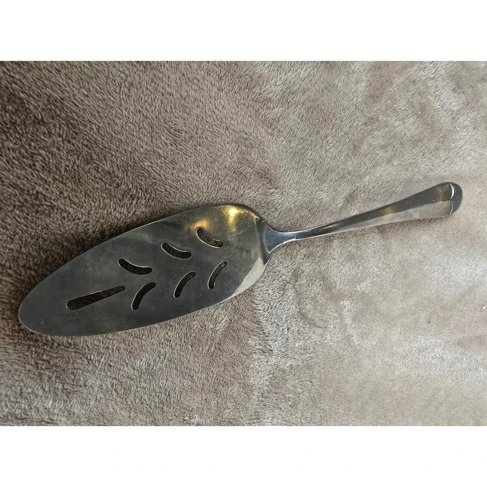 Hampton Silversmiths Stainless Slotted Pie Cake Server Dessert Flatware